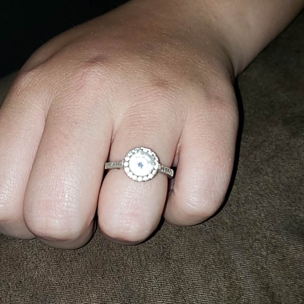 Size 8 engagement ring